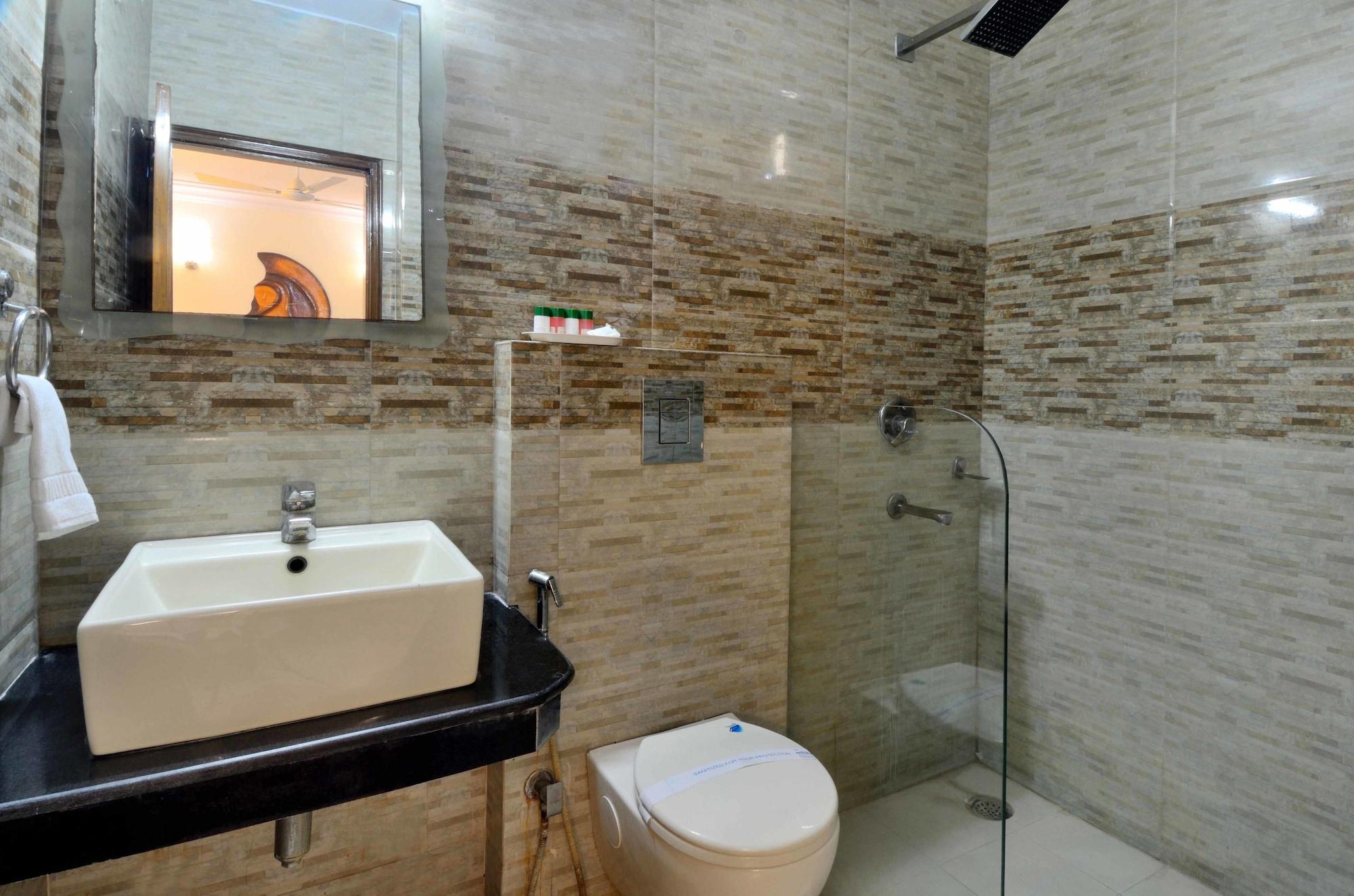 Hotel Pablas International, New Delhi, Near Metro Экстерьер фото