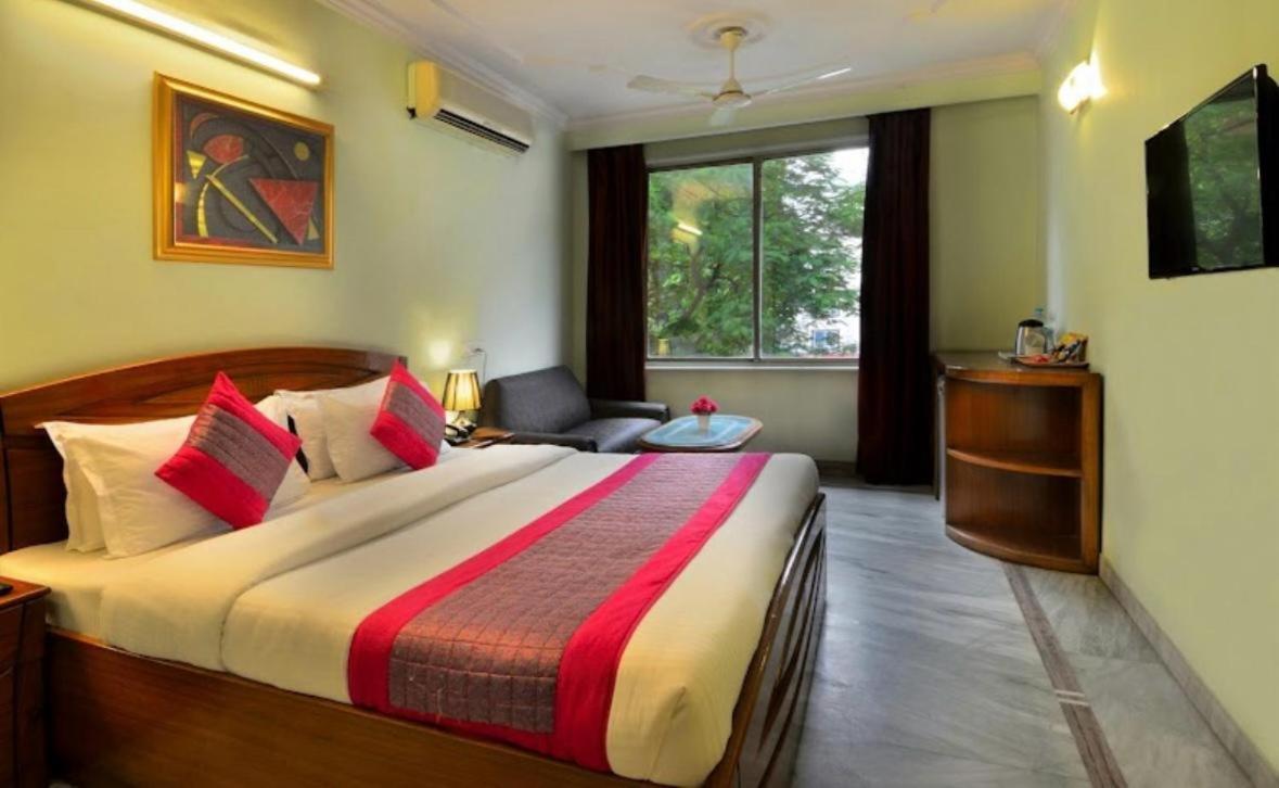 Hotel Pablas International, New Delhi, Near Metro Экстерьер фото