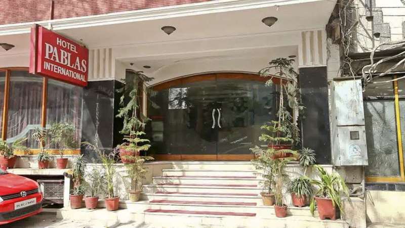 Hotel Pablas International, New Delhi, Near Metro Экстерьер фото