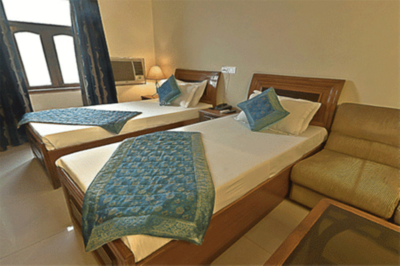 Hotel Pablas International, New Delhi, Near Metro Экстерьер фото