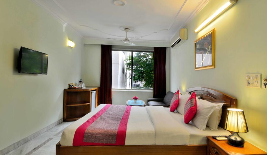Hotel Pablas International, New Delhi, Near Metro Экстерьер фото